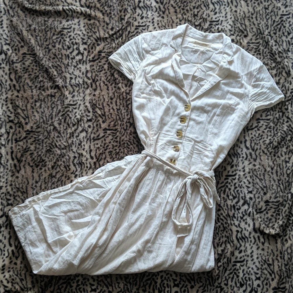 *SOLD* Urban Outfitters button front dress - Picture 3 of 6